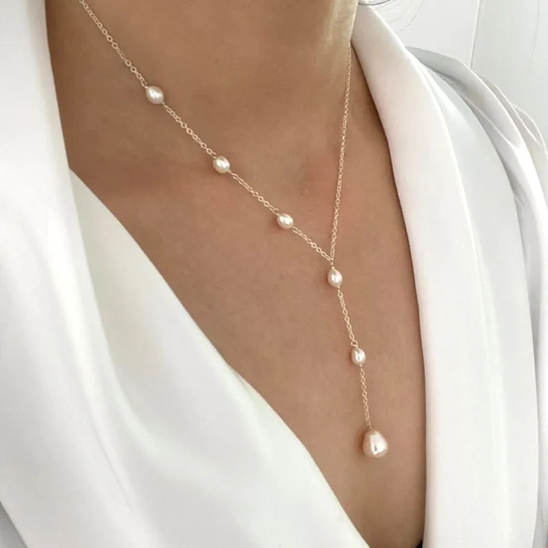 Evelina™ | Women's Vintage Hanging Pearl Necklace